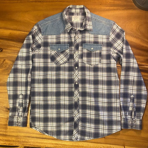 Sfera Men Checked Shirt with Denim Details Large like new