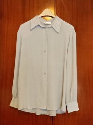 Vintage women's shirt Apparel like new, gray, size M/L