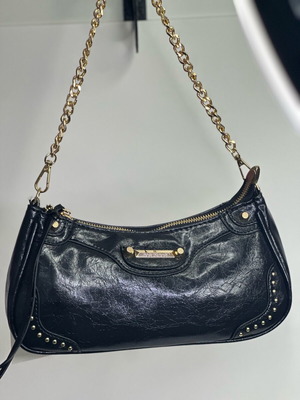 Bag to Bag black hand bag new
