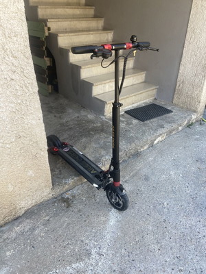 Electric scooter Ailes Pers like new, black/red, 35 km range