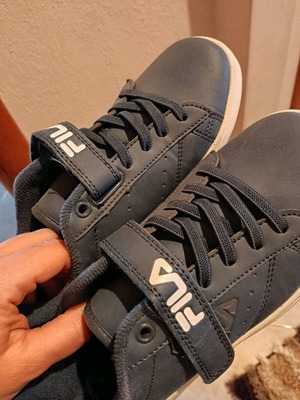 Fila shoes new dark blue size 34
