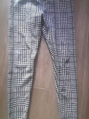 Shein women's leggings size M like new