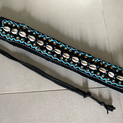 Boho chic belt with shells used