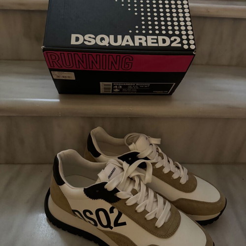 Dsquared2 sneakers like new, size 43, white and beige