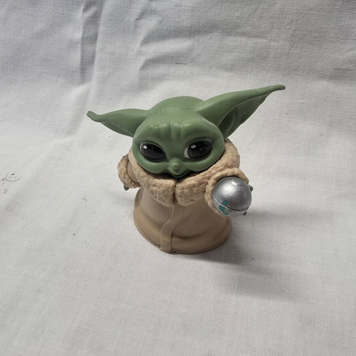 Star Wars The Bounty Collection Grogu figure used by Hasbro