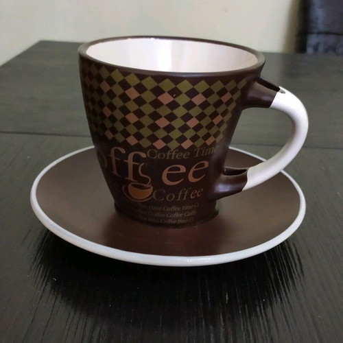 Porcelain mug like new, height 8 cm, diameter 9/5 cm