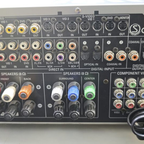 Harman Kardon AVR 230 receiver used, good condition