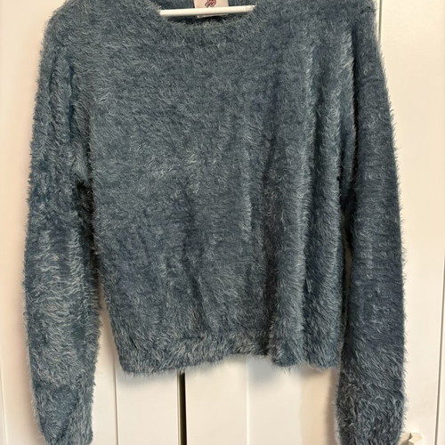 Blue sweater like new