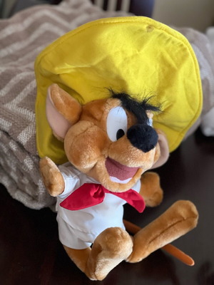 Speedy Gonzales Looney Tunes plush collectible like new
