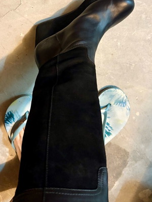 Spanish leather and suede boots like new, size 37.5-38, black