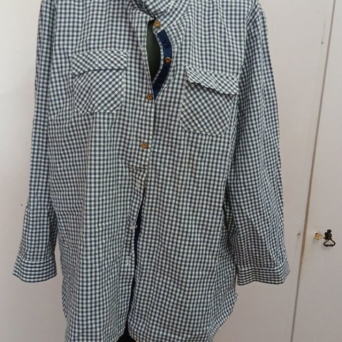 Men's checked shirt XL like new, white and blue
