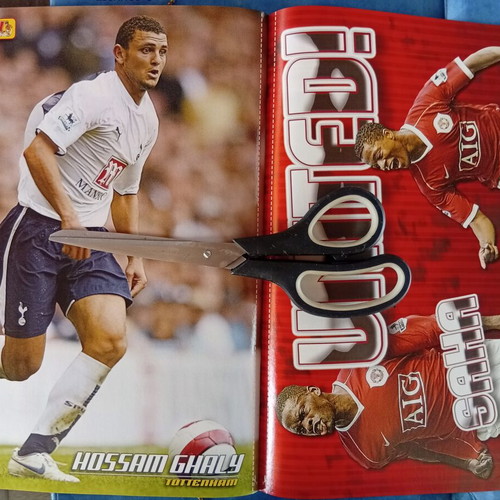 Match Football Magazine issue 5-11/12/2006 like new with Liverpool posters