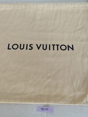 Louis Vuitton Dustbag, 43 x 43 εκ.