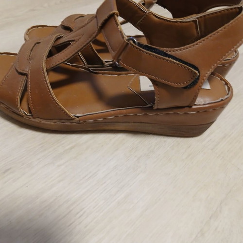 Women's sandals like new, brown, size 37, soft anatomical sole