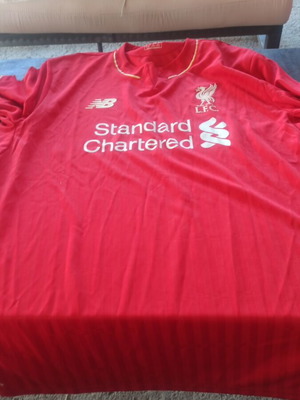 Liverpool FC size XL 2018-2019 new, authentic