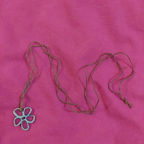Long necklace used with flower shape brown and silver