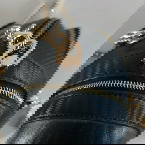 Τσαντάκι χειρός σε σχήμα νεκροκεφαλή σαν καινούργιο, μαύρο