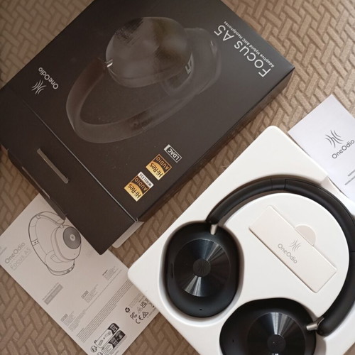 OneOdio Focus A5 wireless headphones new with Adaptive Hybrid ANC and 75h battery