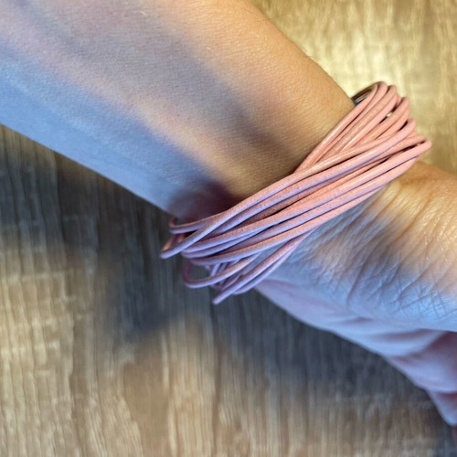 Bracelet like new with silver detail pink