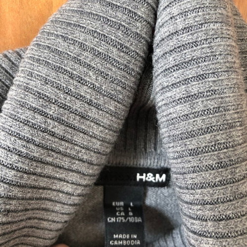 H&M sweater L like new, grey, very soft