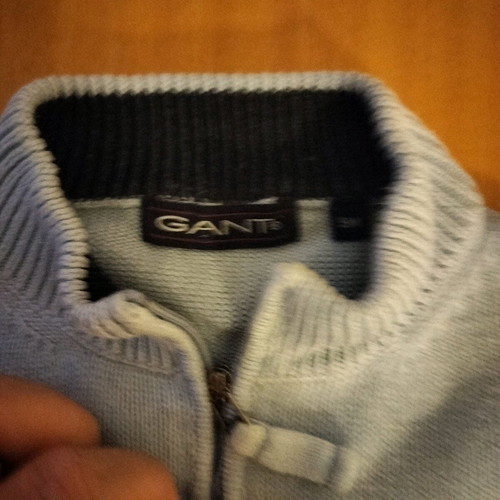Gant pullover for 9-month-old boy, like new, lightly worn
