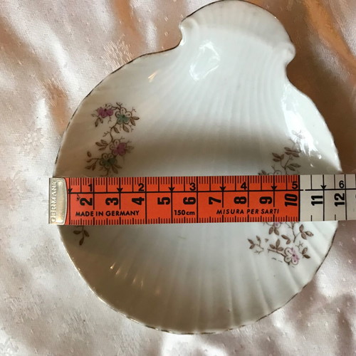 Set of 8 used porcelain plates/bowls D.F. Czechoslovakia