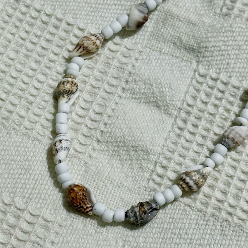 Shell necklace with beads like new, white and blue