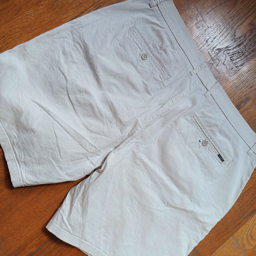 Pull & Bear men's bermuda shorts XL white like new