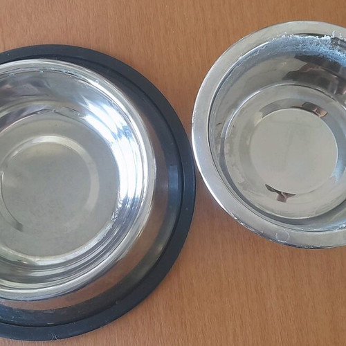 Dog care set like new with leash, bowls, brush, and toys