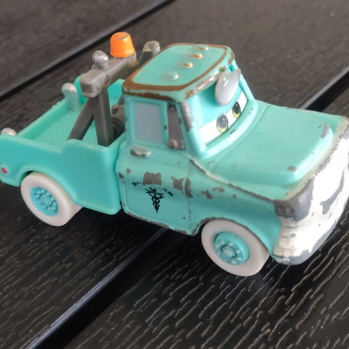 Disney Cars Tow Mater 1:55 used, broken crane
