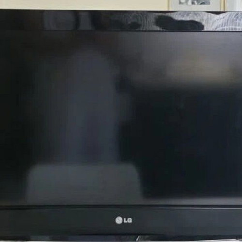 LG 32LH3000 32-inch Full HD TV without stand