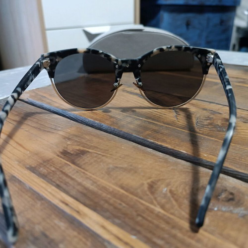 Uterque gray sunglasses like new with animal print and mirror lenses