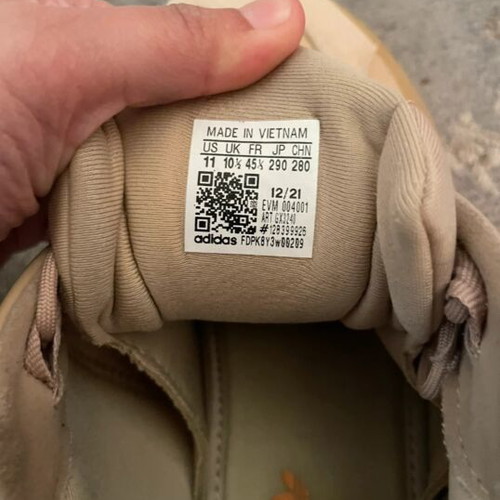 Adidas Ozrah sneakers size 45.5 like new beige