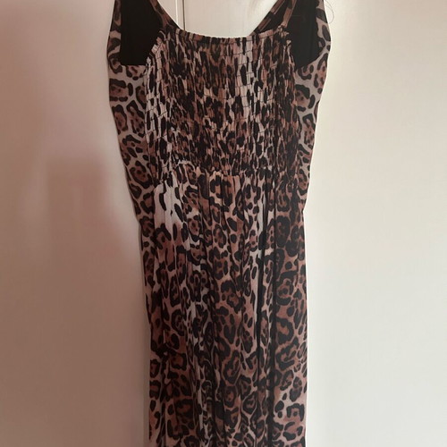 Leopard dress like new, one size
