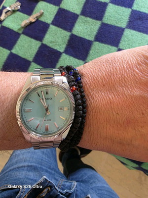 Casio ρολόι σαν καινούργιο με κουτί