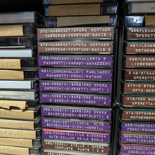 Classical music cassette tapes, pack of 30