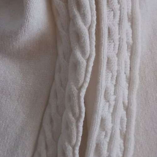E-GO white women's pullover like new, size M with thick knit