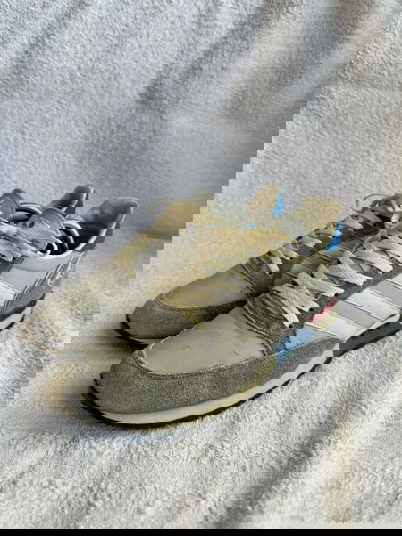Adidas ZX 700 – 42⅔ (US 9)