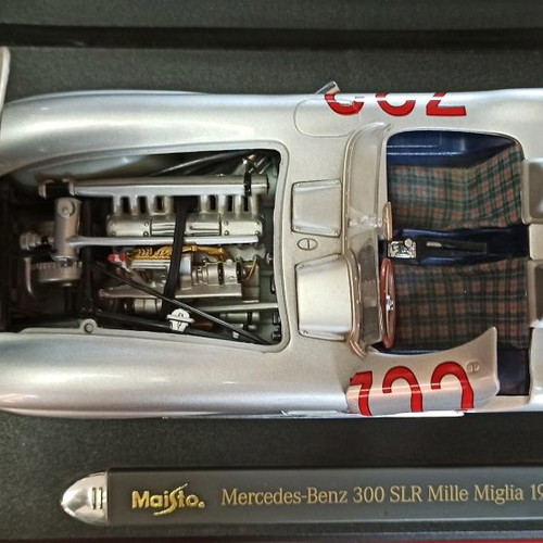 Vintage Pauls Model Art Mercedes Benz 300 SLR First Class Collection #722 used