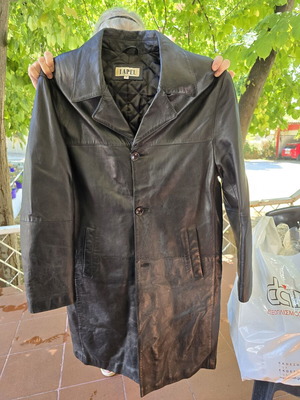 Lapel leather coat lambskin like new, size L