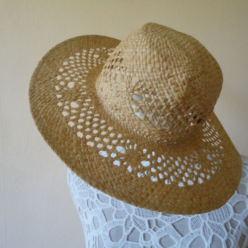 Comma women's straw hat like new, beige