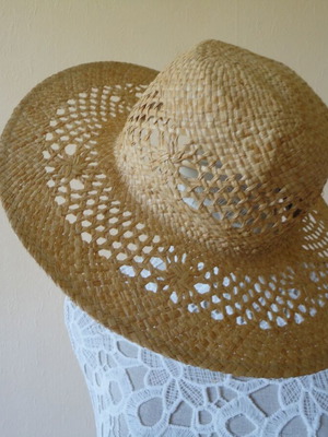 Comma women's straw hat like new, beige