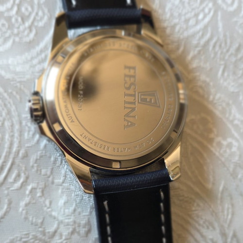 Festina wristwatch new, blue dial unisex