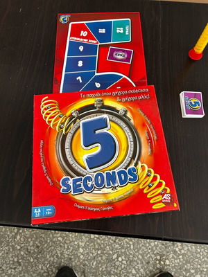 5 Seconds board game like new