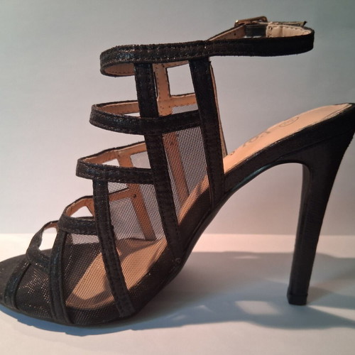 Voi&Noi sandals size 36 like new, 11 cm heel, black