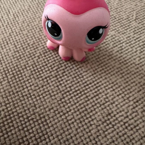 Littlest Pet Shop Ladybug figure like new, Hasbro
