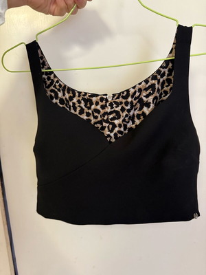 Toi&Moi reversible top black and leopard like new, size S