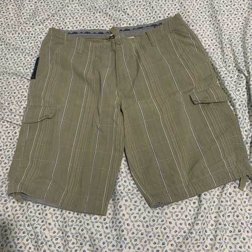 Nike men's shorts like new, size XL, beige and green