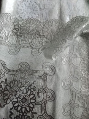 Мушама за застилане на маса като нова, размер 138x122 см