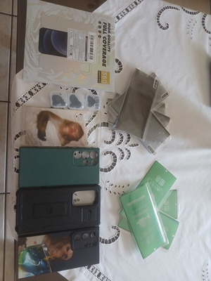 Samsung Galaxy S23 Ultra phone cases and screen protectors set
